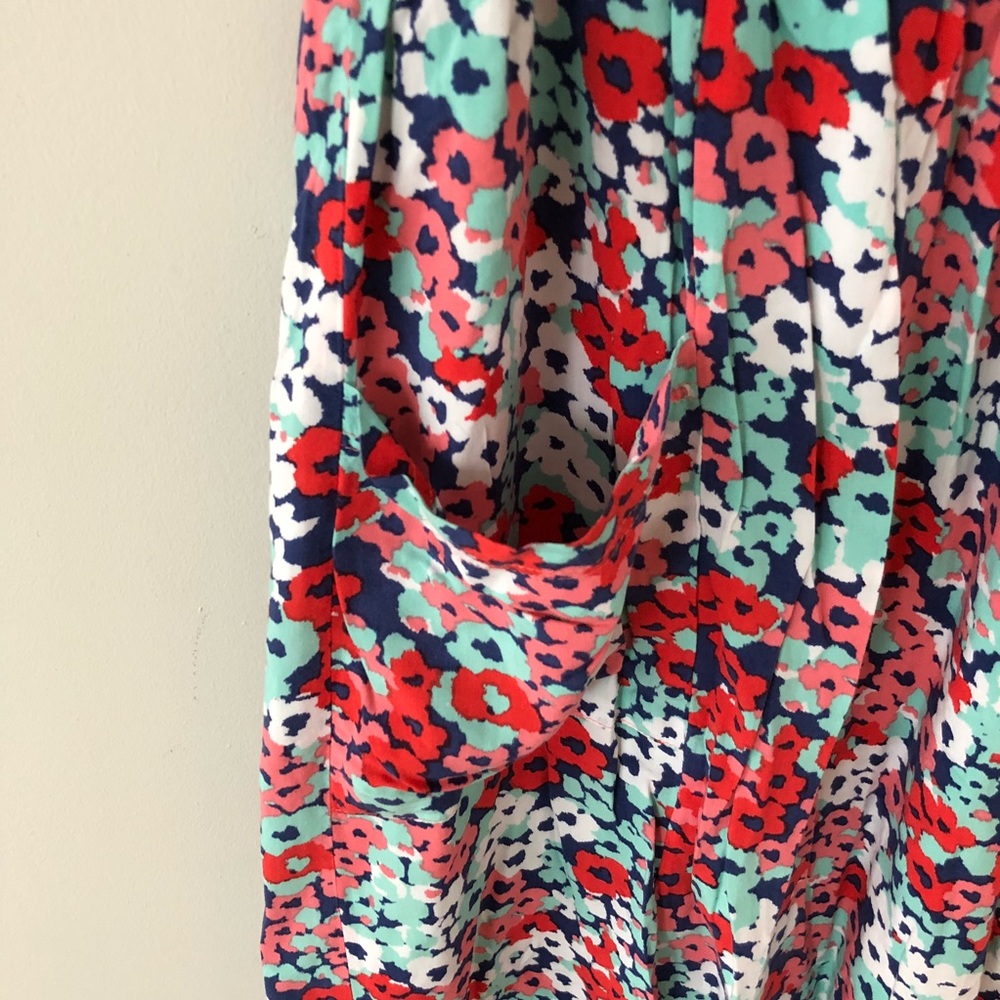 Patterned Dress - Picture 2 of 4